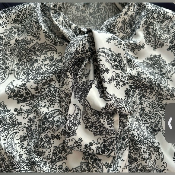 HAWES & CURTIS BLACK & WHITE KITTEN BOW BLOUSE 20” PTP - Picture 2 of 4